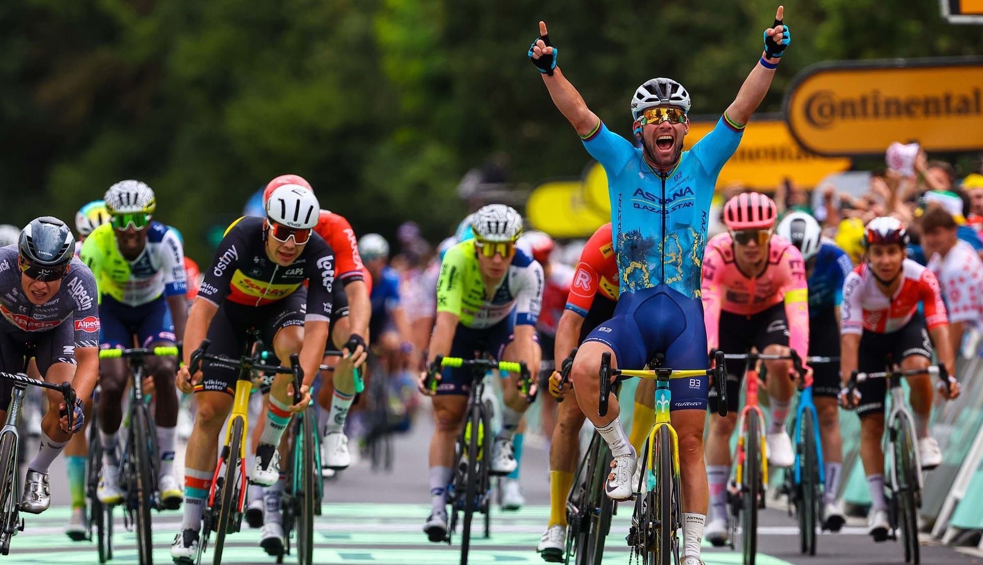 Mark Cavendish acaba de entrar na história do Tour