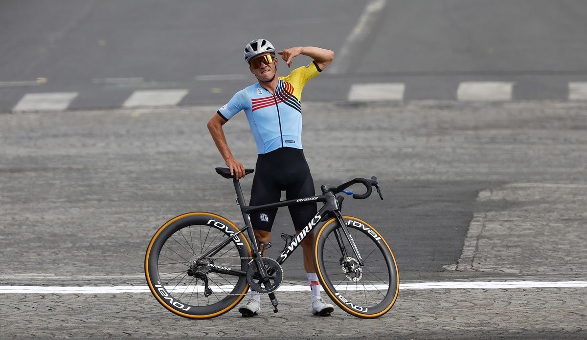 Paris rende se a Remco Evenepoel