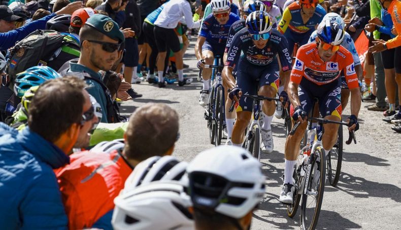 Roglic sentencia a Volta a Espanha no Picón Blanco