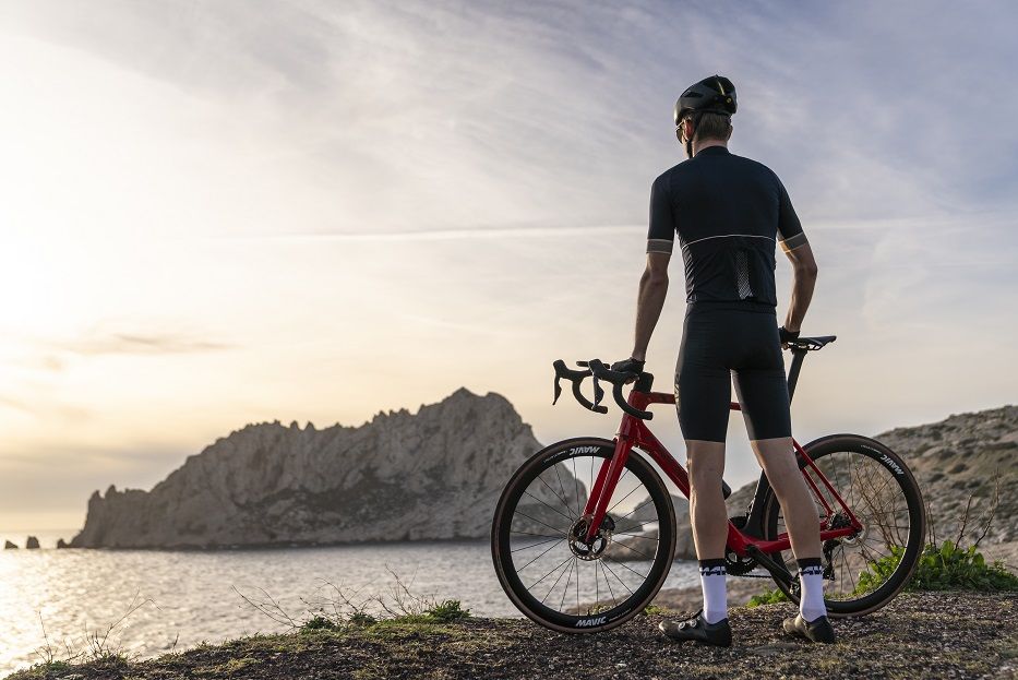 Cosmic S42 as rodas em carbono mais baratas da Mavic