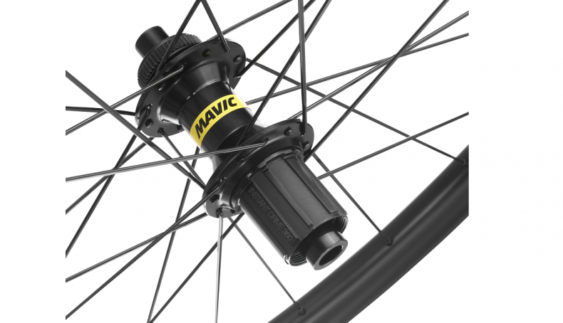 R000788 1 Mavic Cosmic S42 Disc Rear