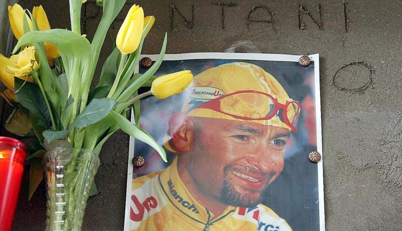 Dois polícias denunciam irregularidades na investigação da morte de Pantani