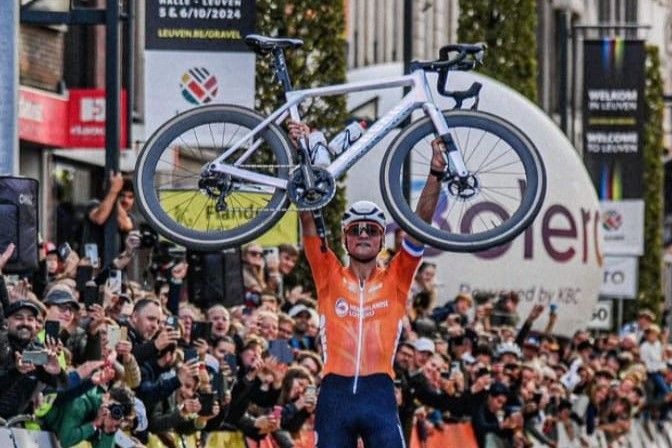 Van der Poel é o novo campeão do mundo de gravel