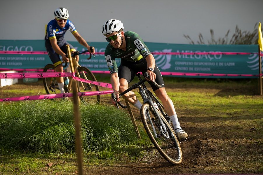 Kevin Suárez e Lucia González vencem segunda ronda da Taça de ciclocrosse