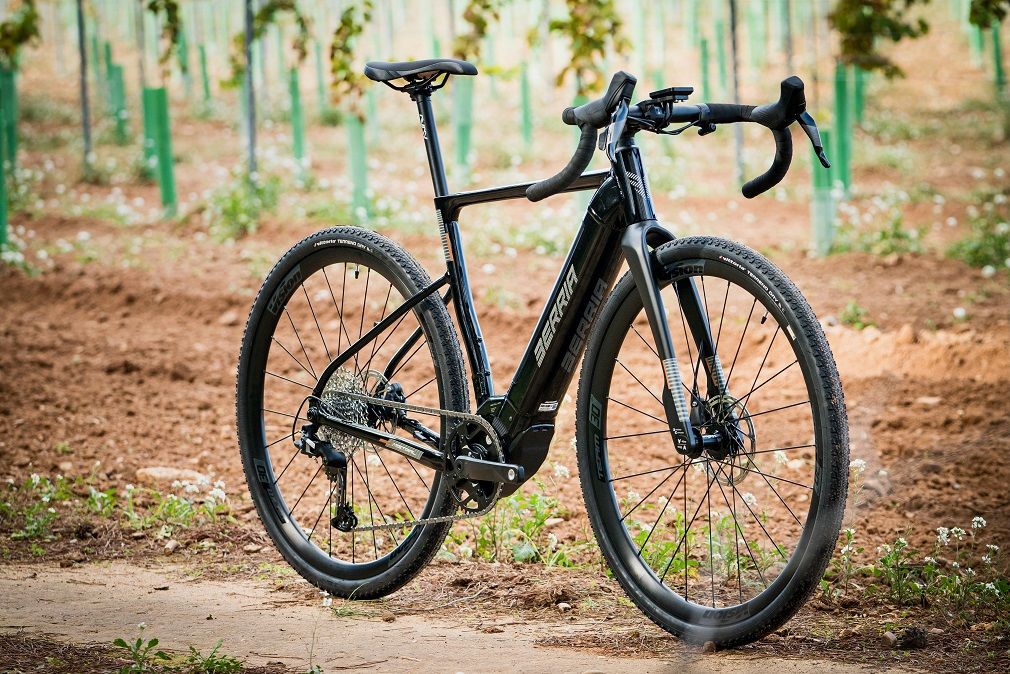 Berria apresenta a nova Mistral HPR para gravel
