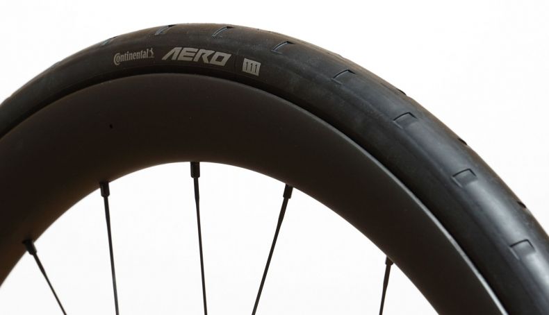 Testámos o pneu Continental Aero 111