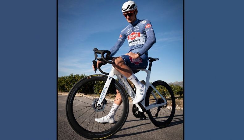 Alpecin Deceuninck e Pirelli fazem parceria
