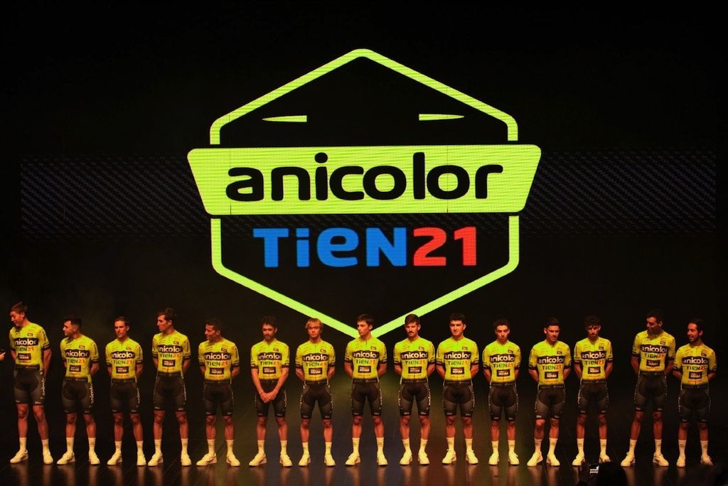 Fullracing apresentou a equipa Anicolor Tien21