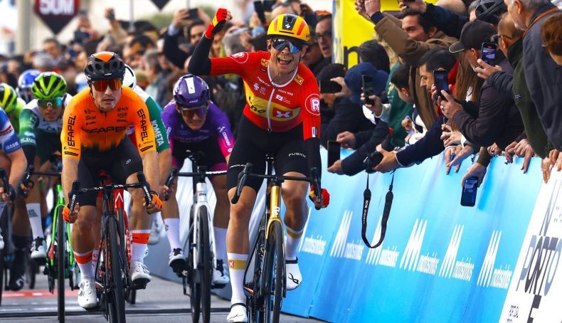 Magnus Cort vence a primeira etapa de O Gran Camiño