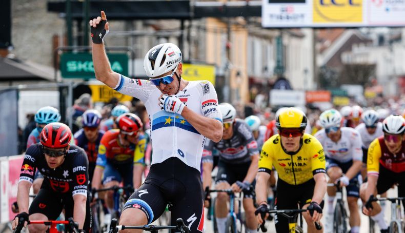 Tim Merlier vence ao sprint a primeira etapa da Paris Nice