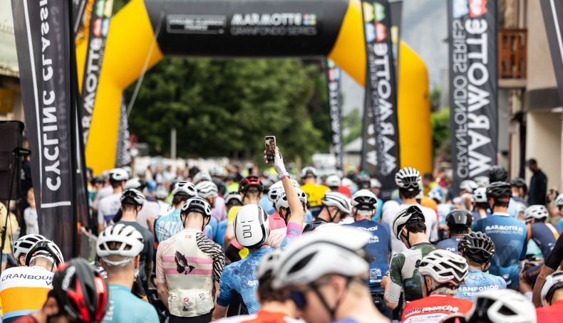 Marmotte Granfondo Alpes leva participantes às subidas da Volta a França