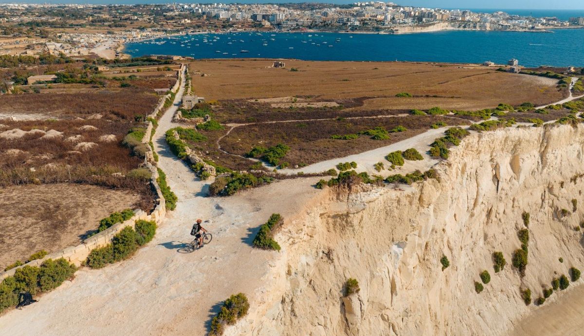 mountain biking munxar cliffs 1 mountain biking munxar cliffs 1