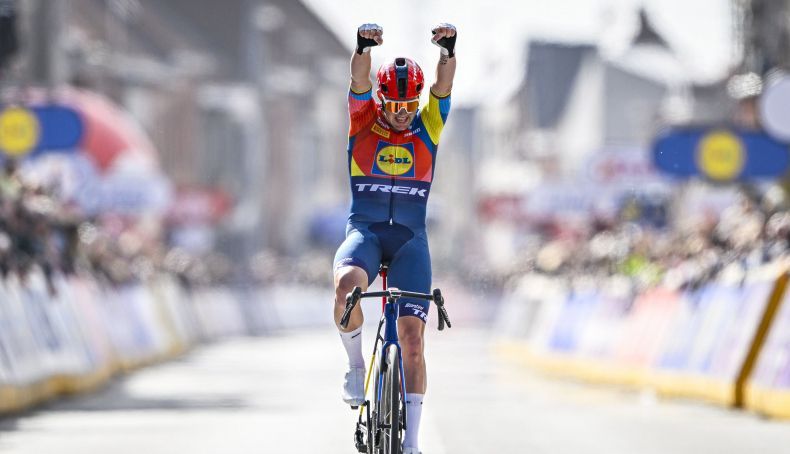 Mads Pedersen vence pela terceira vez a Gent   Wevelgem