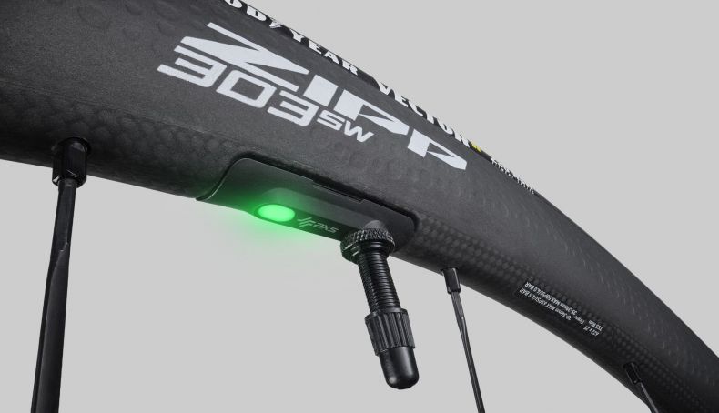 Novas rodas Zipp 303 SW e 353 NSW com sensor de pressão integrado