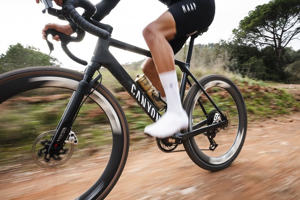 Canyon apresenta edição especial da Grail com suspensão DT Swiss