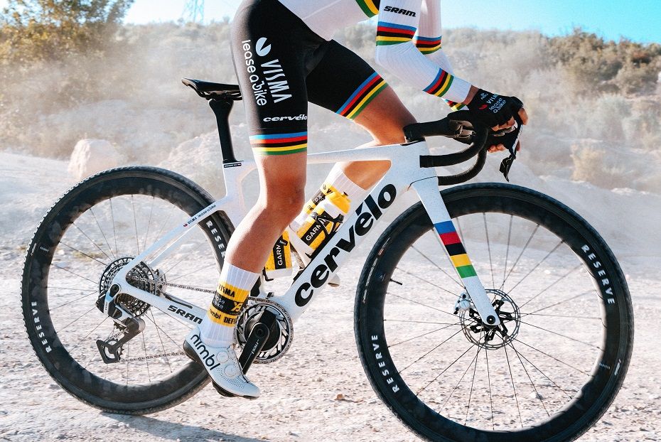 Cervélo acaba de apresentar a nova Áspero 5