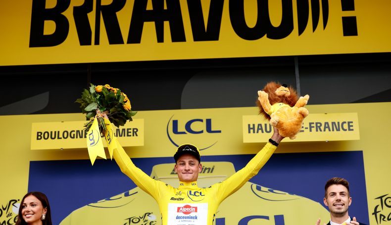 Mathieu van der Poel bate Pogacar