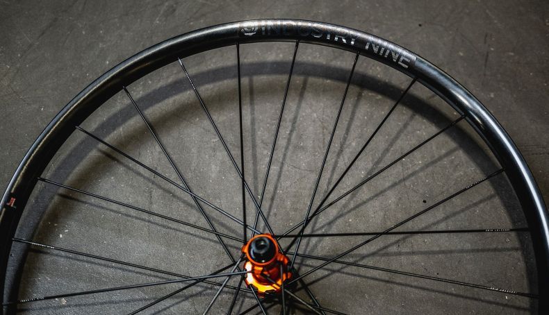 Testámos as rodas Industry Nine Solix XC Carbon