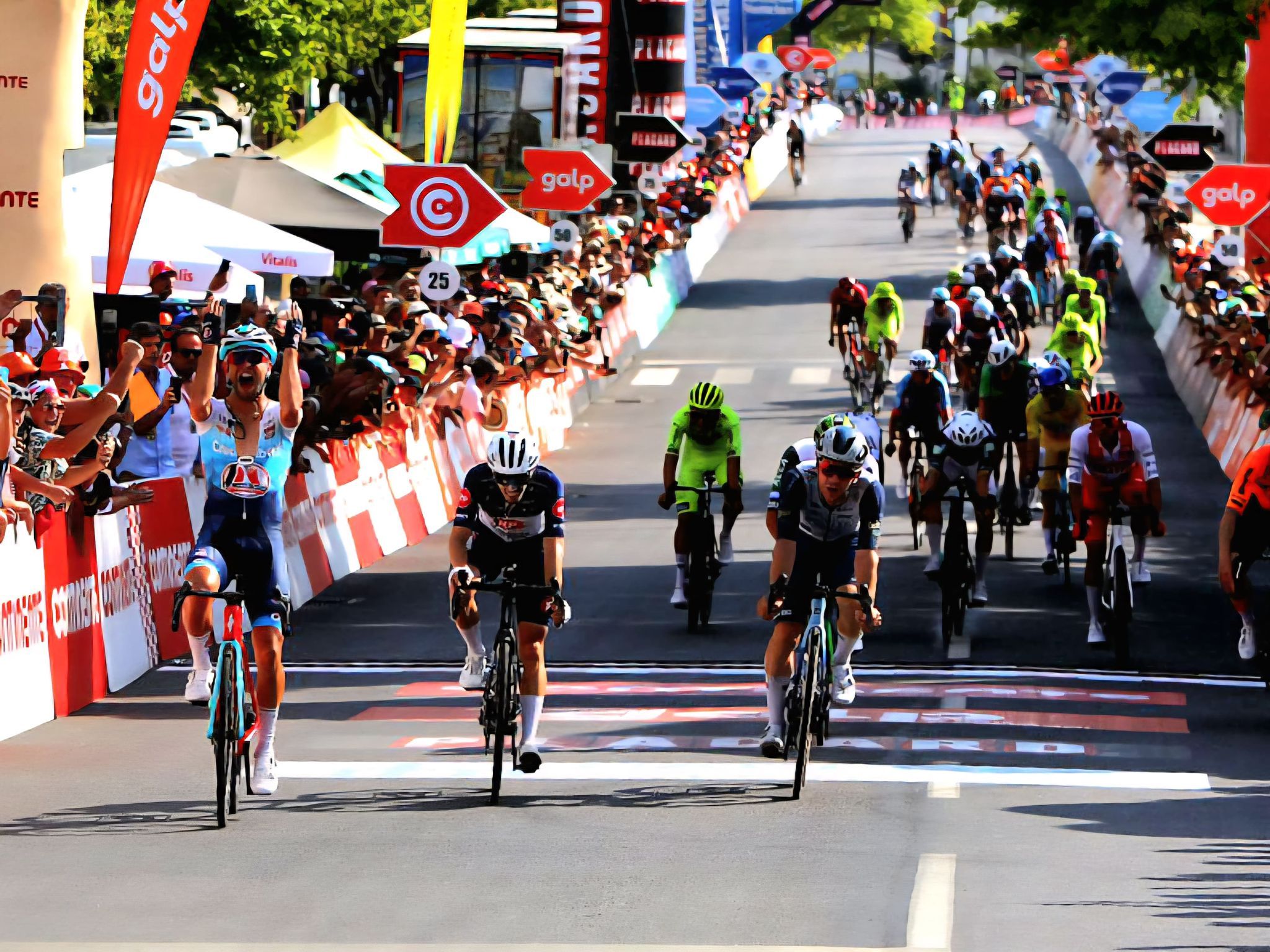  Hugo Nunes consegue em Bragança a primeira vitória na Volta a Portugal