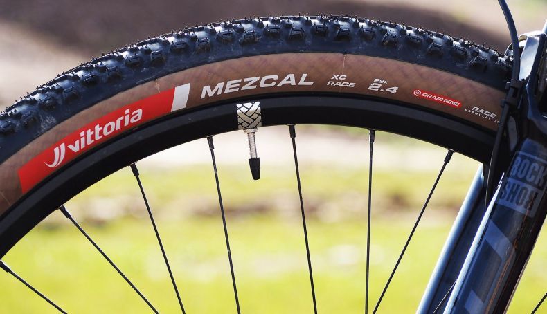 Vittoria Mezcal XC Race, o pneu com grafeno e sílica