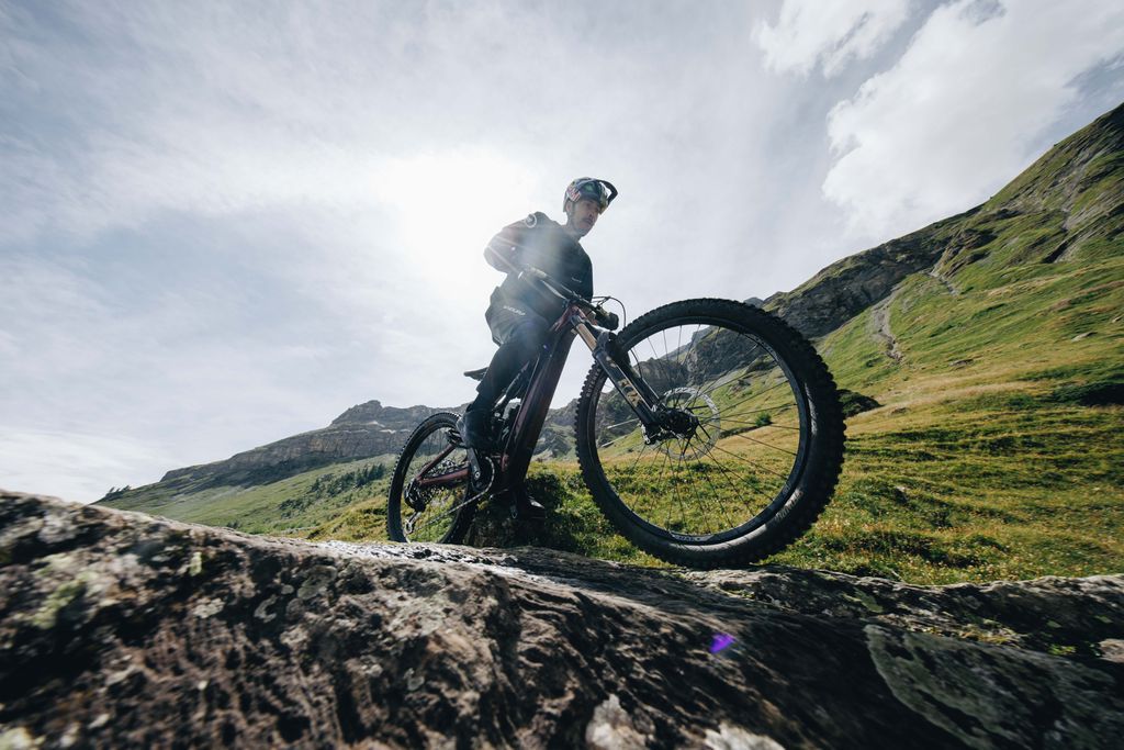 Queres experimentar uma Specialized Levo 4?