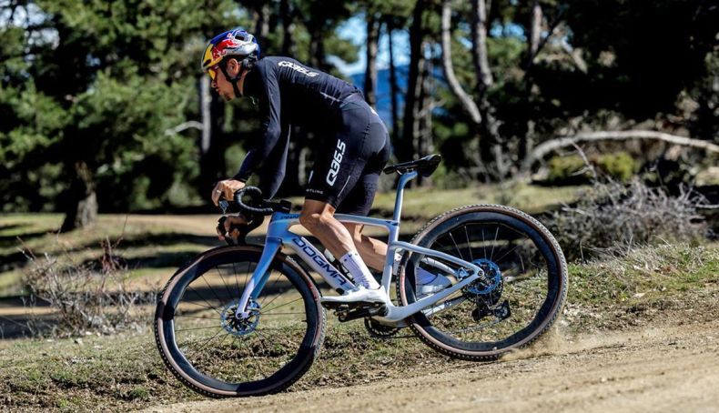 Pinarello é o novo patrocinador principal da equipa Q36.5 Pinarello é o novo patrocinador principal da equipa Q36.5