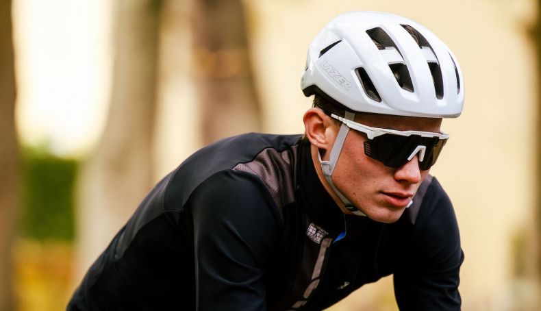 Lazer apresenta a nova versão do capacete Sphere KinetiCore