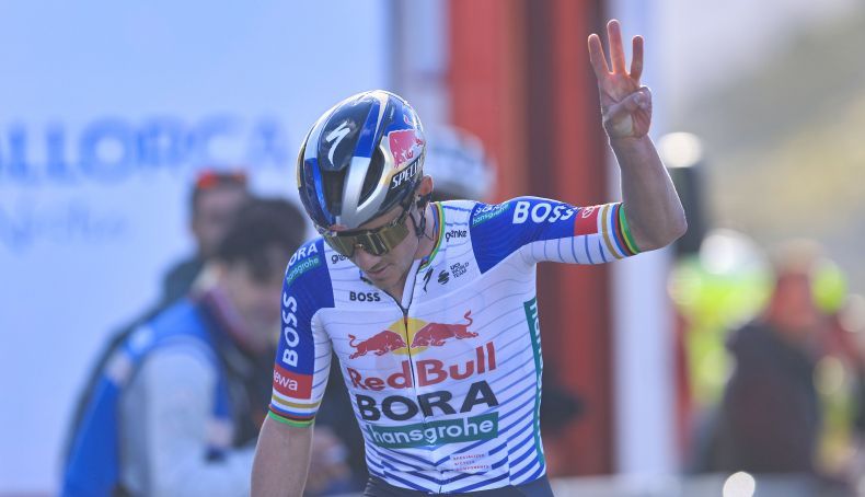 Evenepoel imparável neste início de temporada