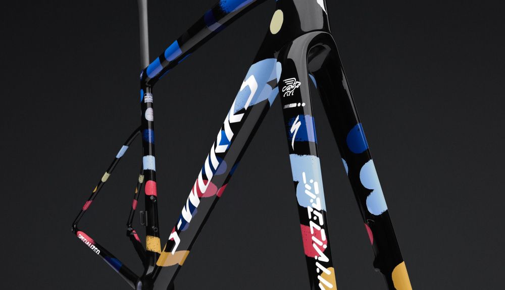 01 ROAD 10449  SL8 Artist Collab LTD 1080x1350 HYUP