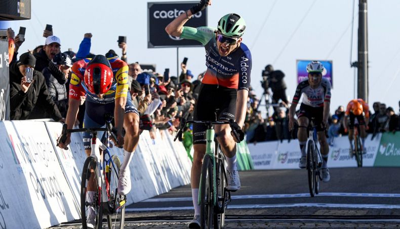 Paul Seixas vence no Alto da Fóia e Juan Ayuso é o novo líder da Volta ao Algarve