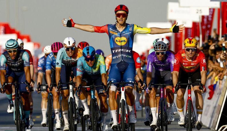 Jonathan Milan soma mais uma vitória no UAE Tour