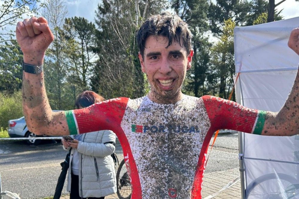 Português Rafael Inácio vence prova de XCO internacional no País Basco