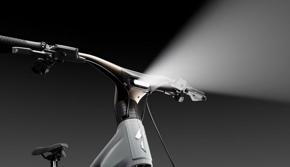 Vado 3 Headlight Static 1600x1080