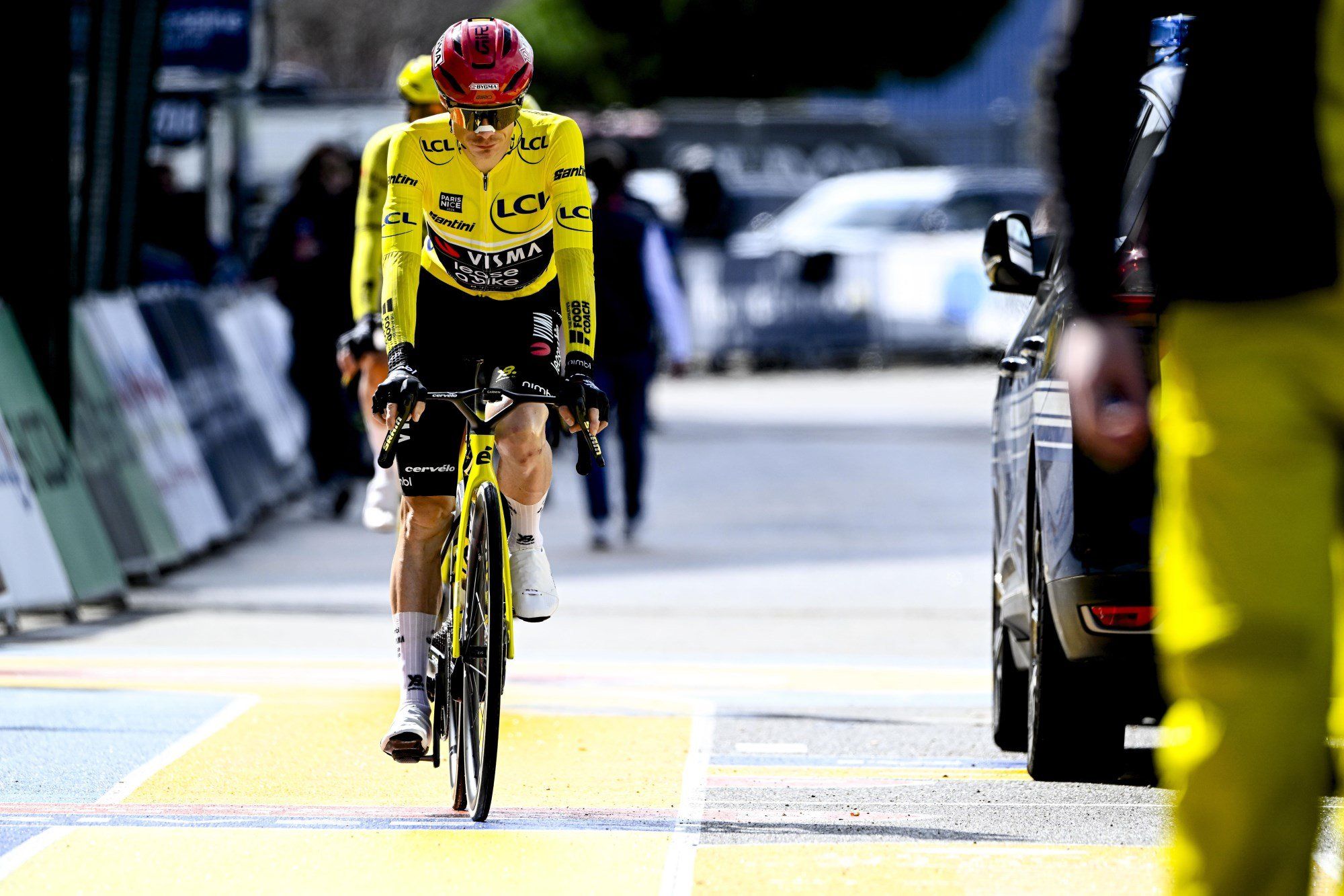 Camisola amarela de Jonas Vingegaard vai a leilão