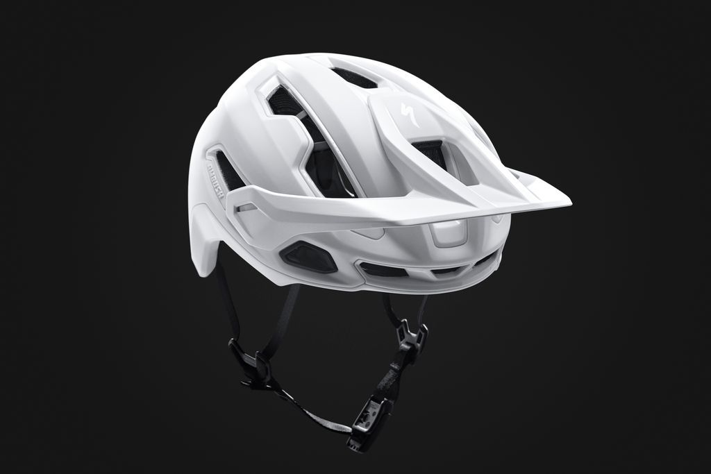 Specialized apresenta o novo capacete Ambush 3