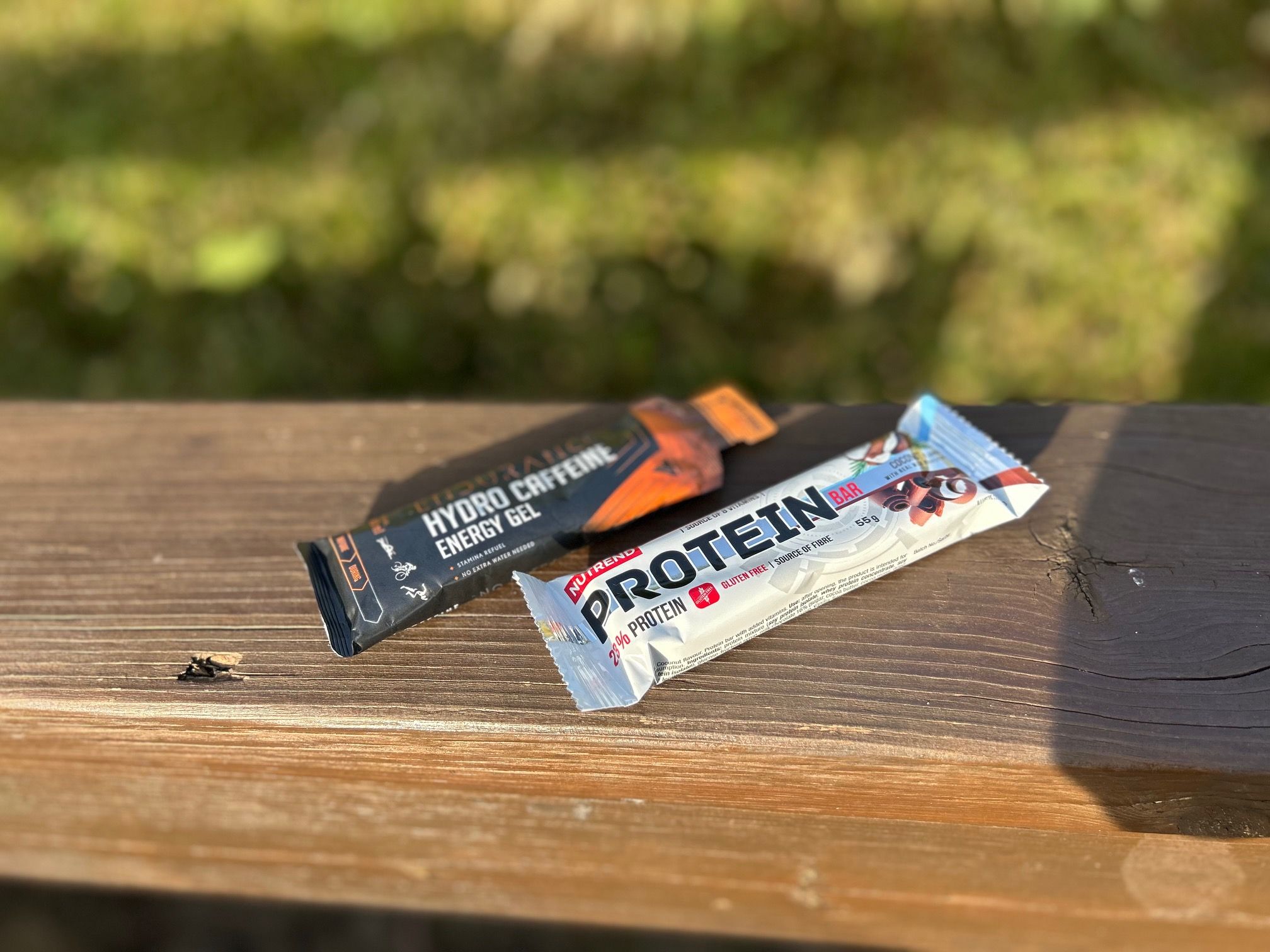 TESTE: Hydro gel cafeína e barras Nutrend Protein