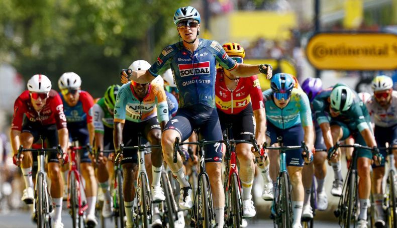 Tour: Tim Merlier sprinta para a vitória em Bordéus