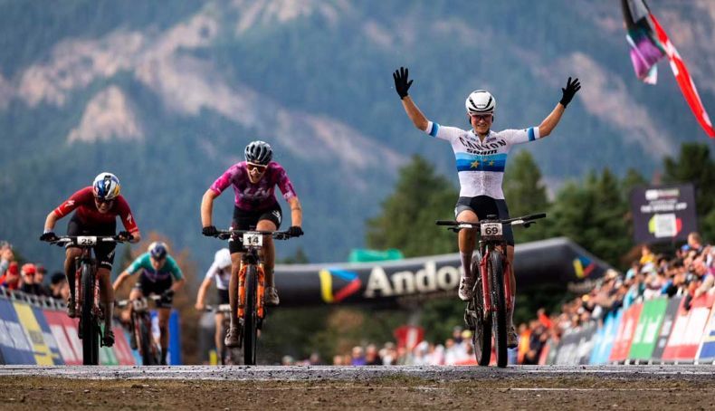 Pal Arinsal recebeu a elite do BTT numa Taça do Mundo que ofereceu espetáculo do início ao fim