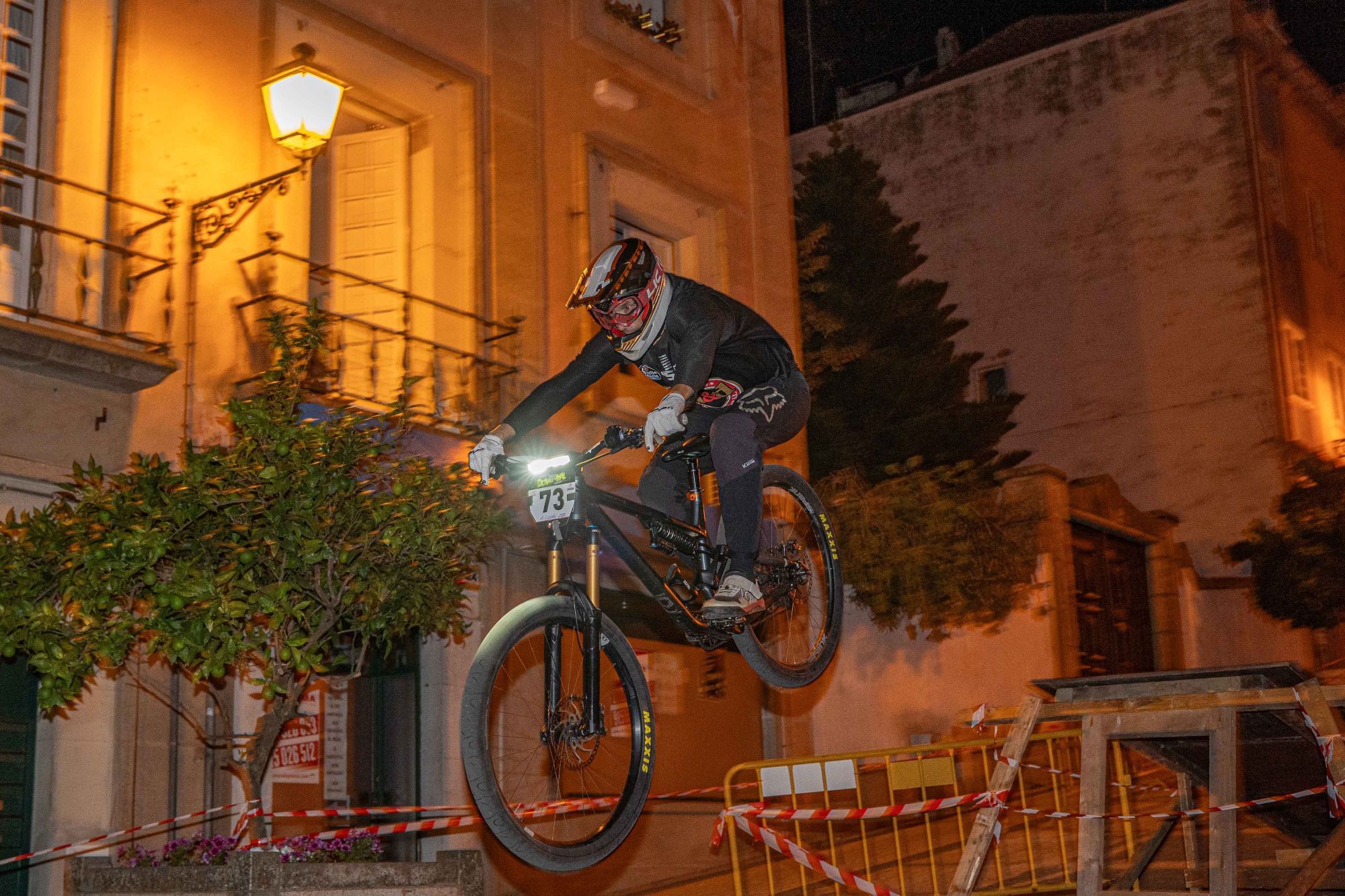 Downhill Urbano e Enduro animam o fim de semana Downhill Urbano e Enduro animam o fim de semana