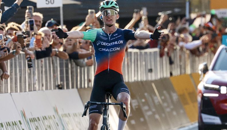 Paul Seixas venceu o seu primeiro monumento: a Lombardia