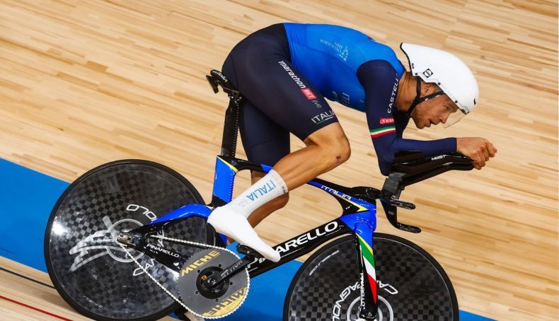 Jonathan Milan vence a prova de perseguição individual e bate o recorde mundial