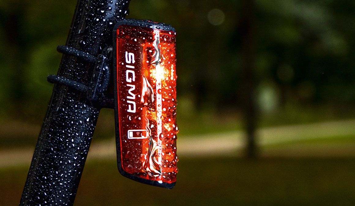 Sigma Blaze, a luz com sensores de travagem e de luminosidade