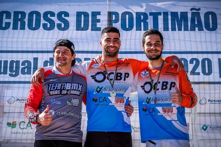 Taça de BMX: Pedro Amaral domina em casa