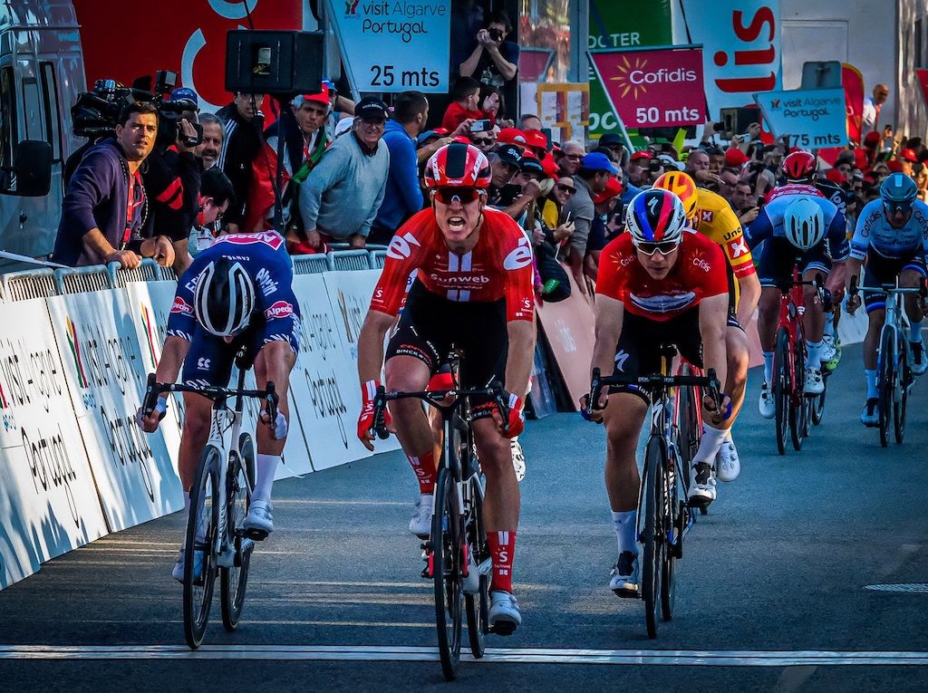 Volta ao Algarve: Cees Bol venceu categoricamente em Tavira