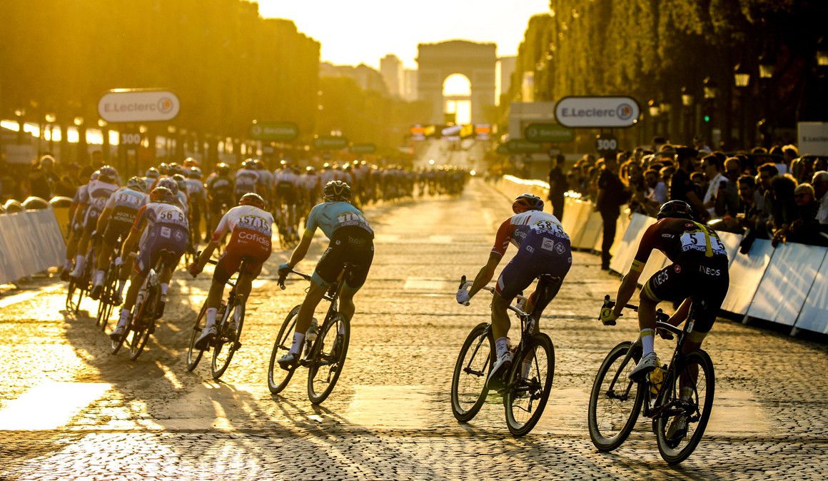 Volta a França adiada para setembro 