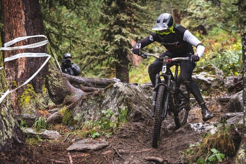 Dupla portuguesa vai estar na final da Enduro World Series