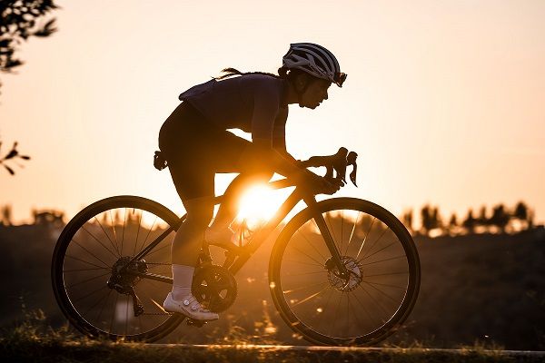 Acabaram de chegar as novas Specialized Aethos Pro e Expert