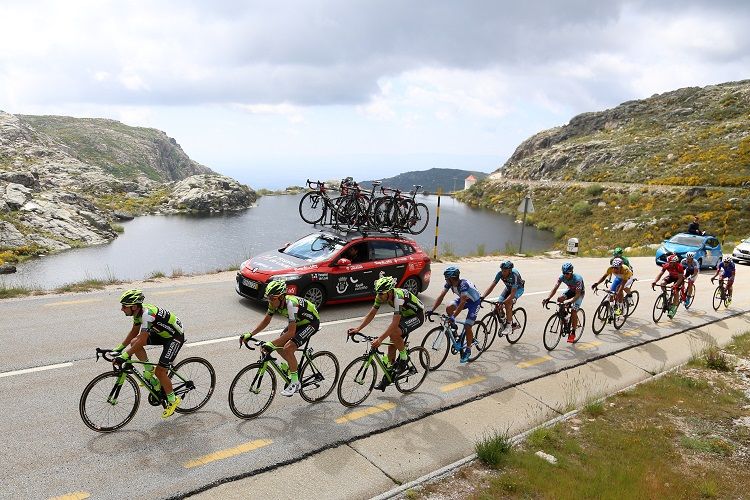 Competição internacional de volta às Beiras e serra da Estrela.