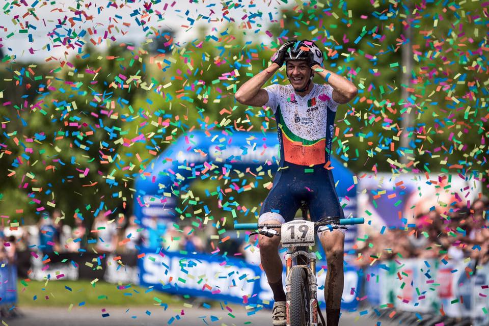 Tiago Ferreira vence a World Marathon Series dos Açores