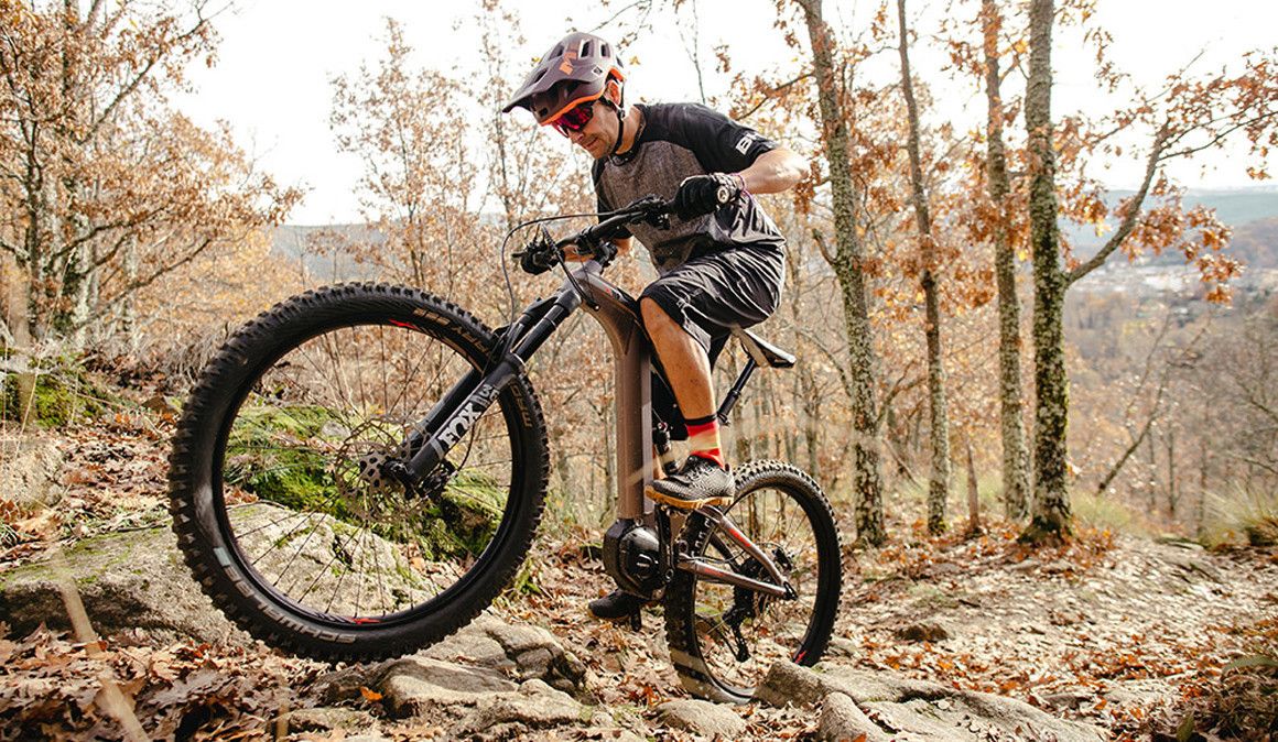 Governo espanhol quer filtrar utilização de bicicletas elétricas